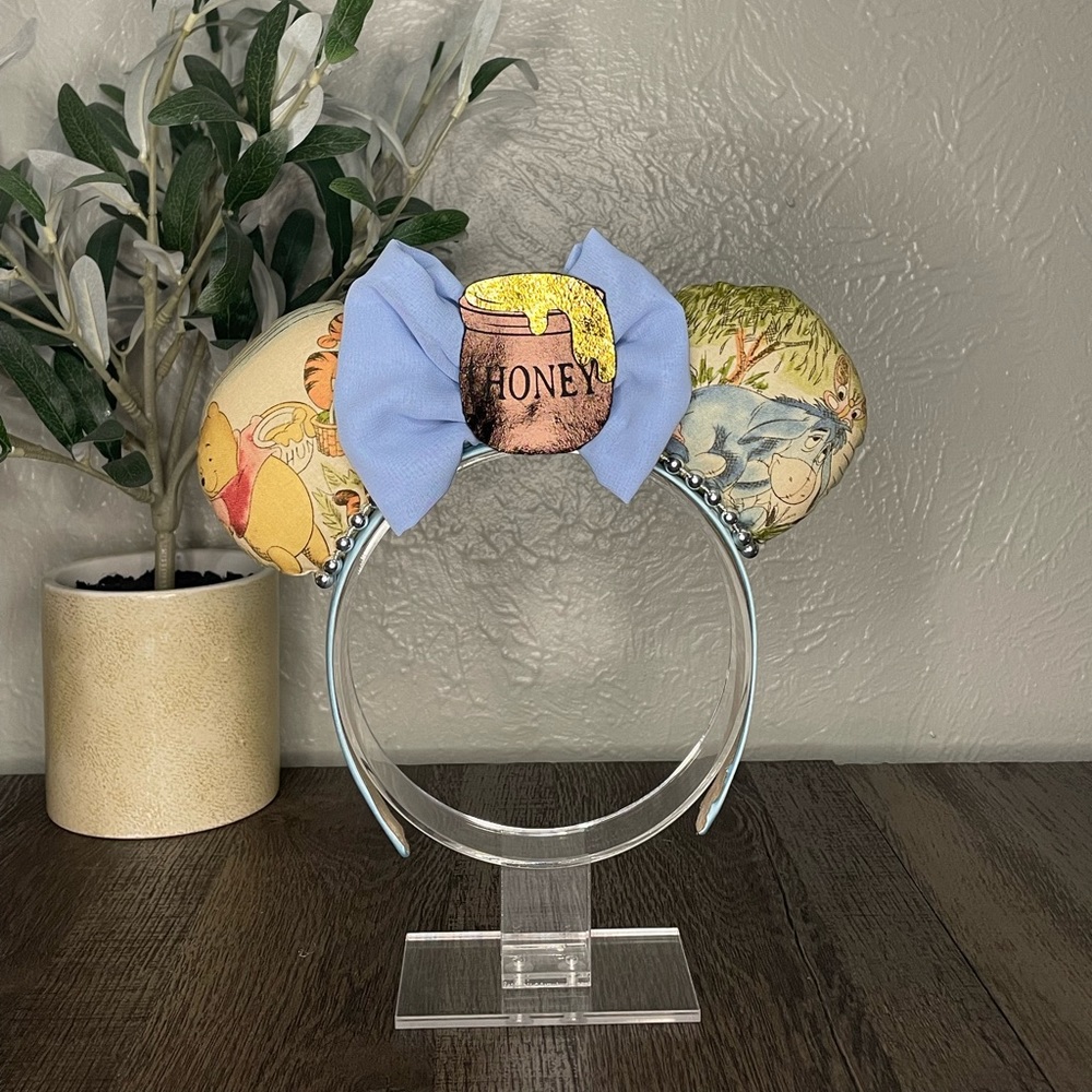 Disney inspired Winnie the Pooh